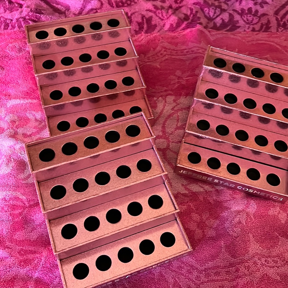 Jeffree star lipstick holder